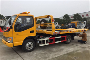 湘乡哪里有拖车服务